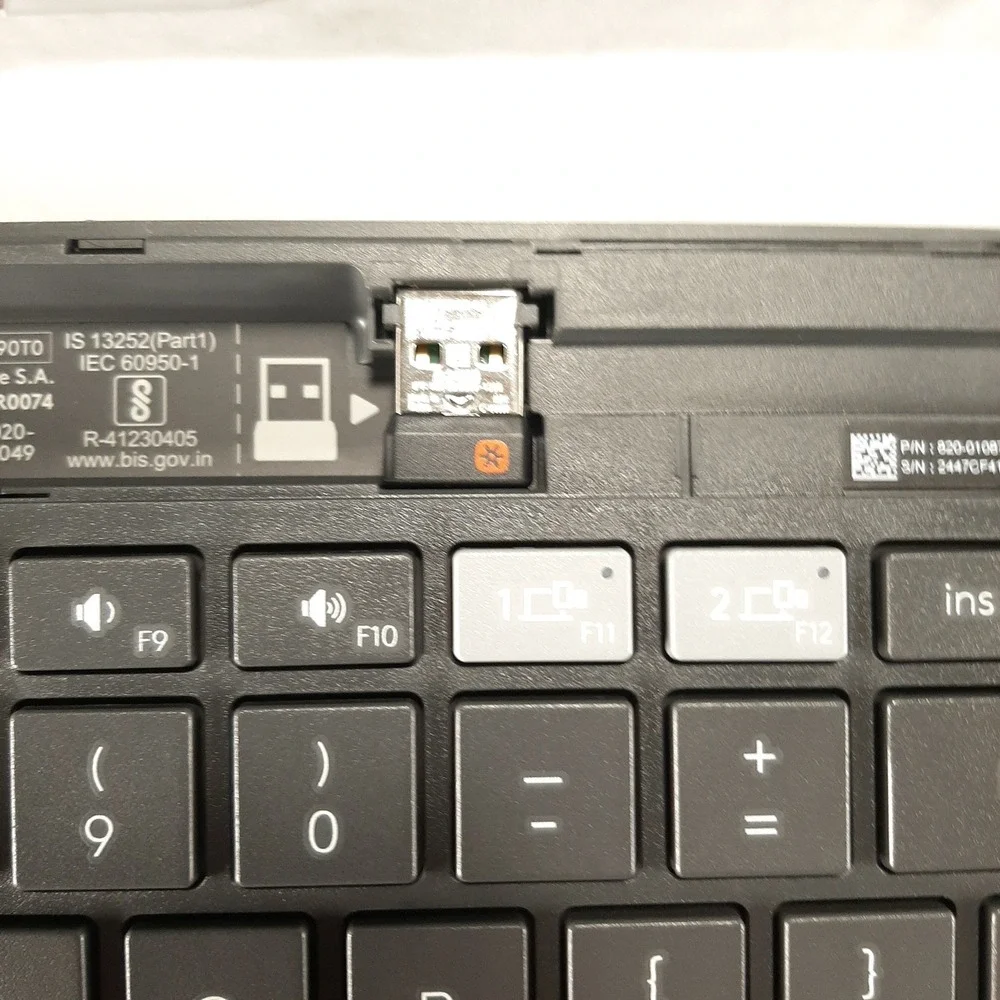 Logitech Slim Multi-Device Keyboard K585 920-009476 Graphite Wireless Bluetooth